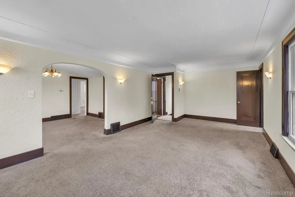 7258 Theisen Street Dearborn City MI 48126