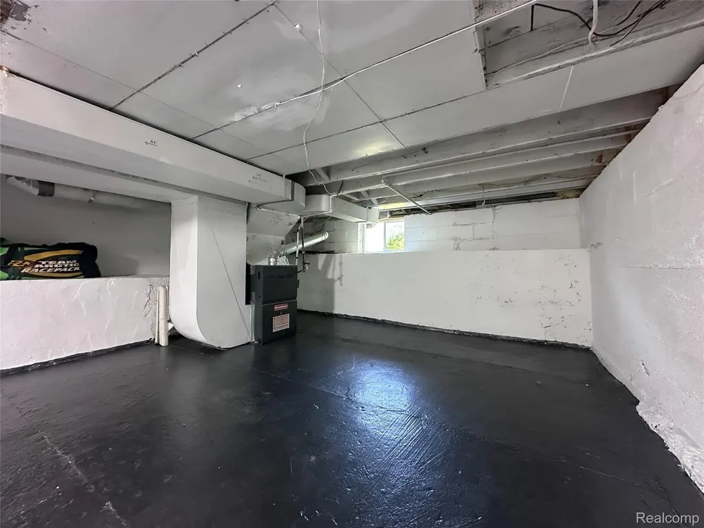 806 S 10th Street St. Clair City MI 48079