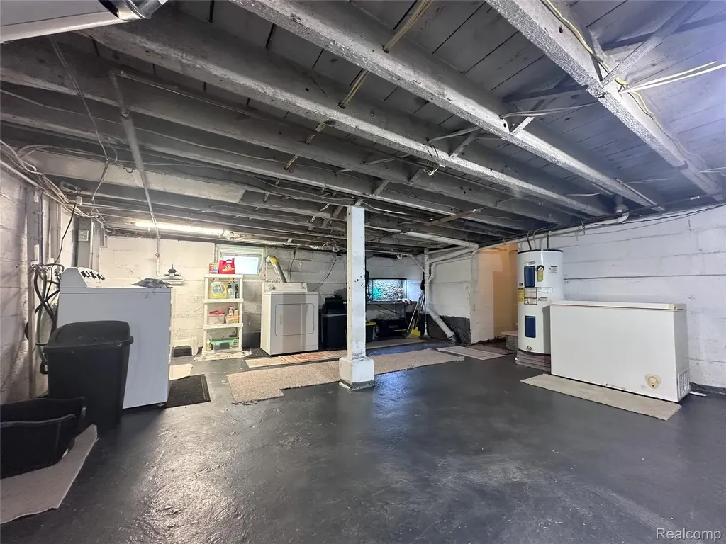 806 S 10th Street St. Clair City MI 48079