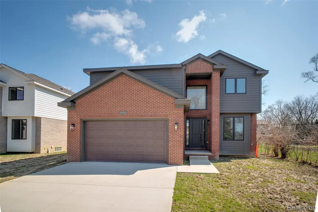 2921 Walsh Drive Rochester Hills City MI 48309