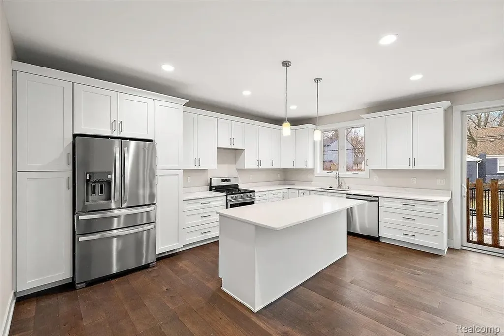2921 Walsh Drive Rochester Hills City MI 48309