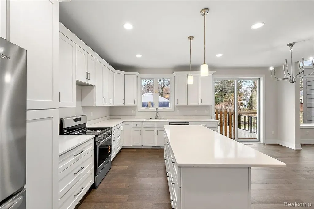 2921 Walsh Drive Rochester Hills City MI 48309