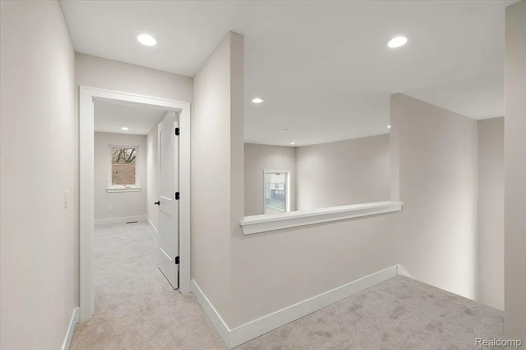 2921 Walsh Drive Rochester Hills City MI 48309