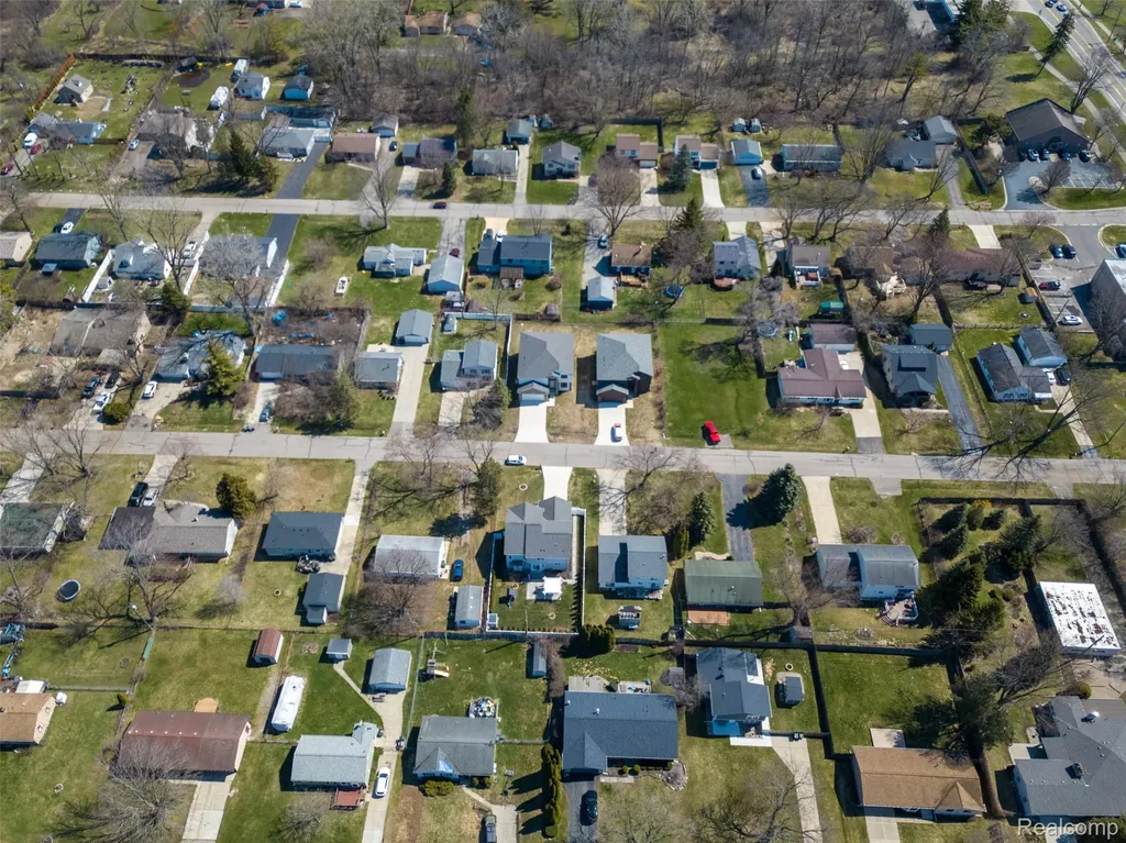 2921 Walsh Drive Rochester Hills City MI 48309
