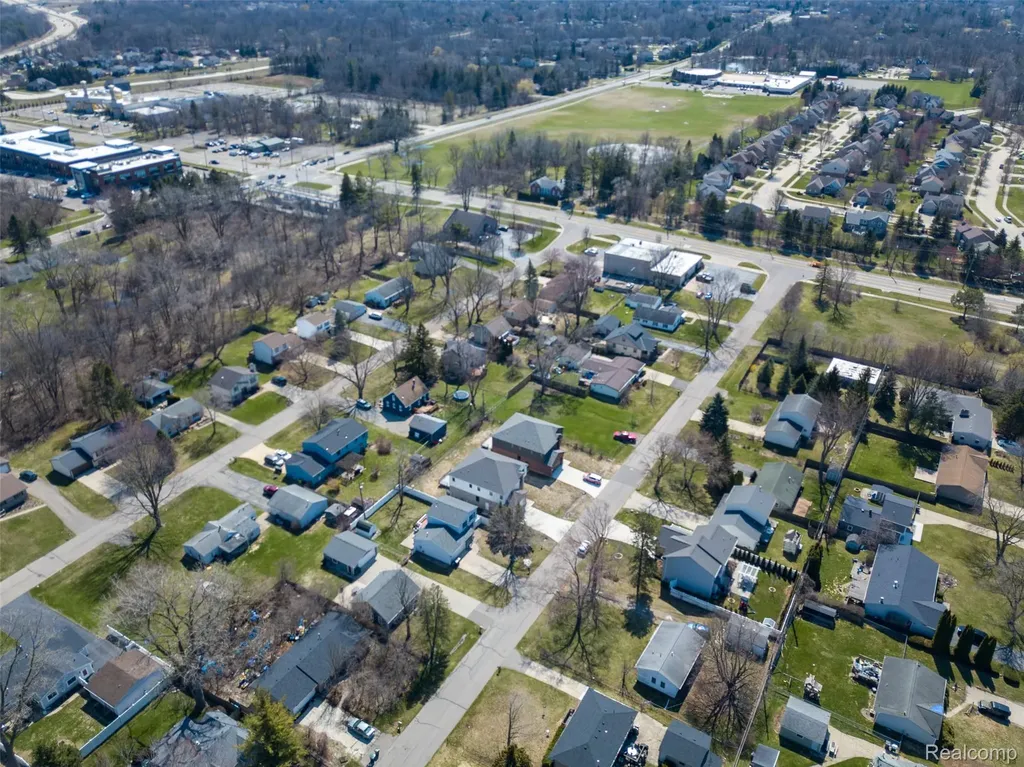 2921 Walsh Drive Rochester Hills City MI 48309