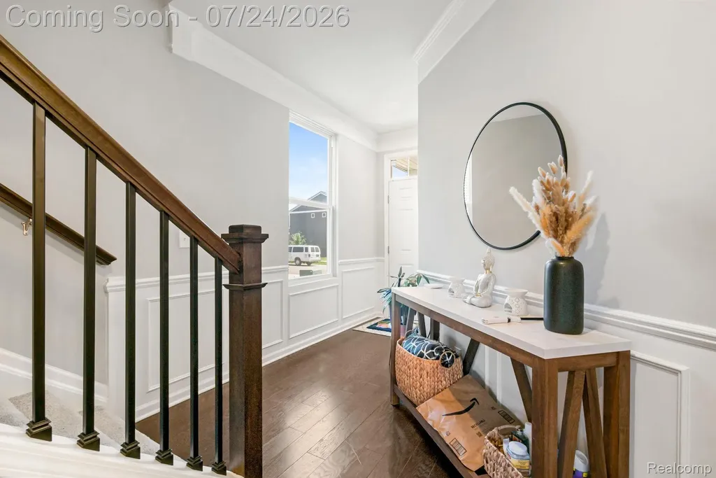 4691 Broomfield Way Lake Orion Village MI 48359