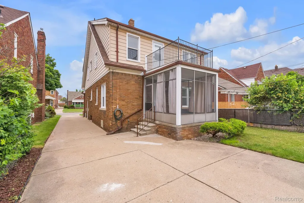 7258 Theisen Street Dearborn City MI 48126