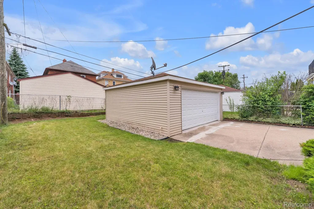 7258 Theisen Street Dearborn City MI 48126