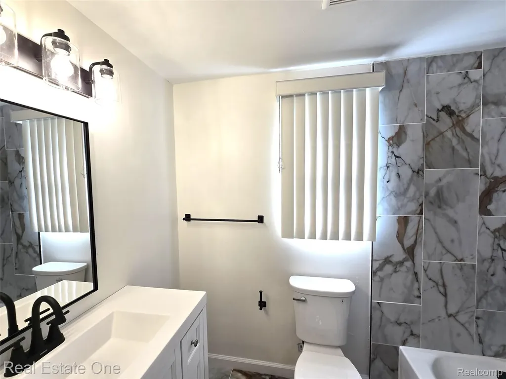 342 Melvin Street River Rouge City MI 48218