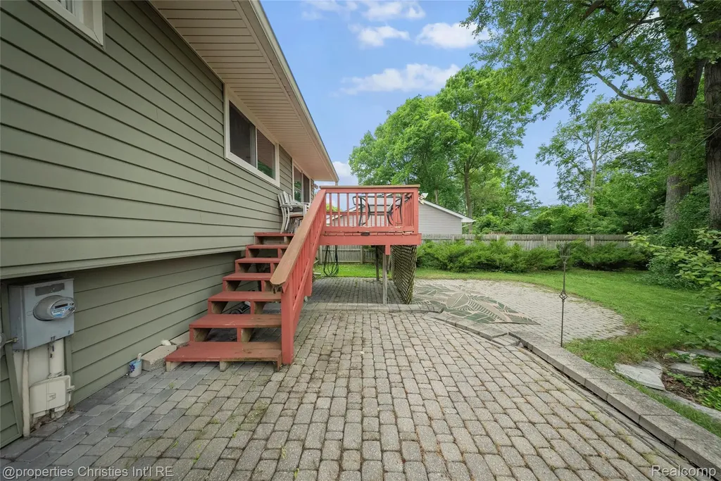 2771 Winter Drive Troy City MI 48083