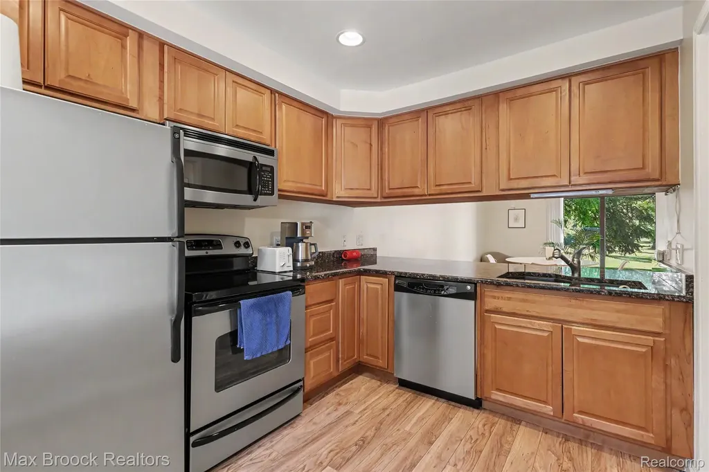 1669 Wimbledon Drive Walled Lake City MI 48390