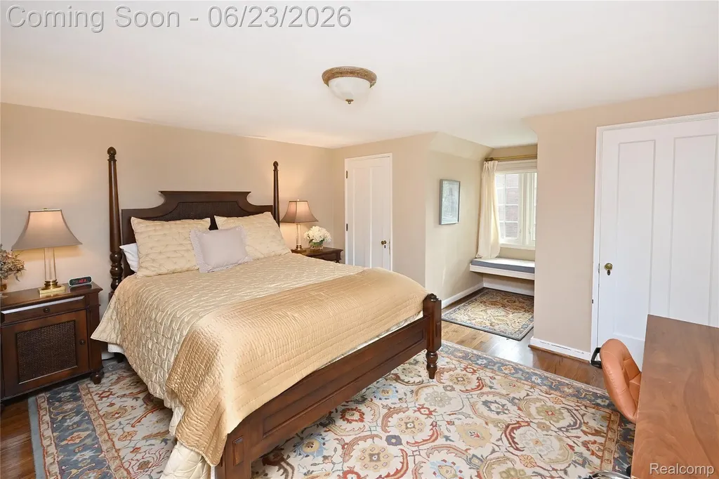 680 Wimbleton Drive Birmingham City MI 48009
