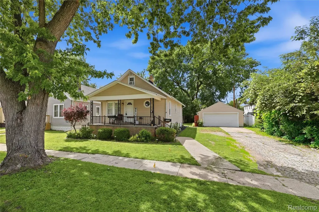 1630 Gordon Street Port Huron City MI 48060