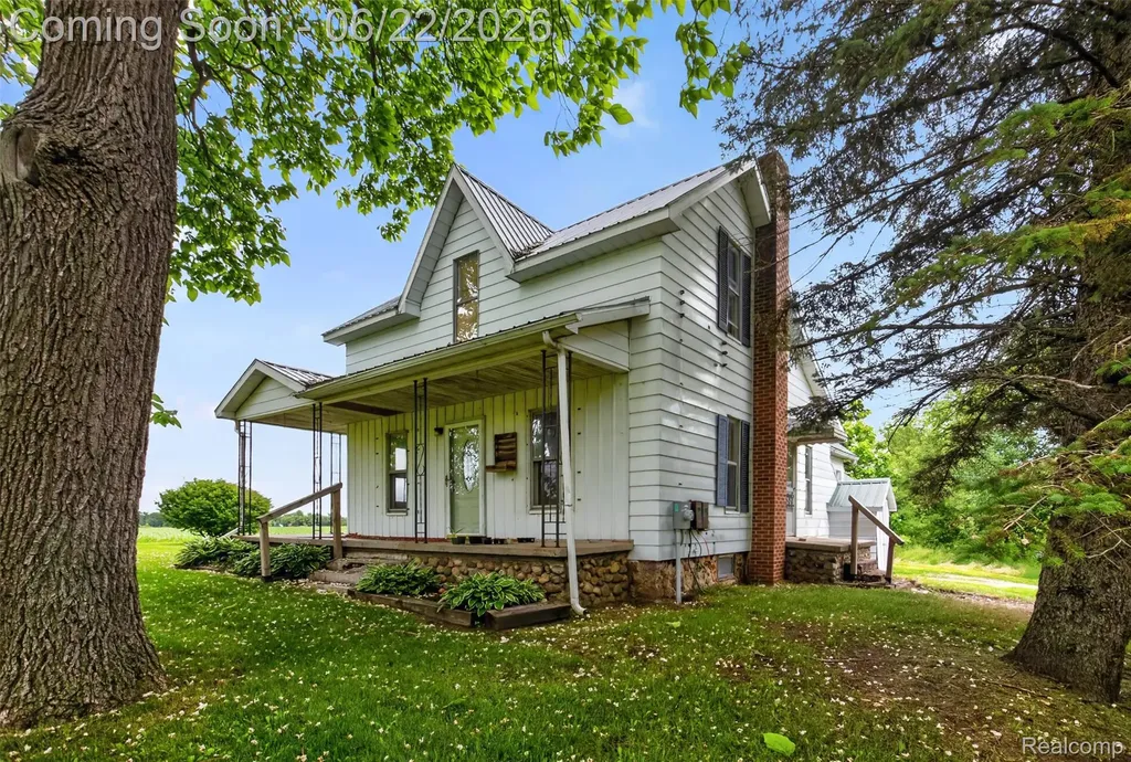 6007 Leix Road Fremont Township MI 48744