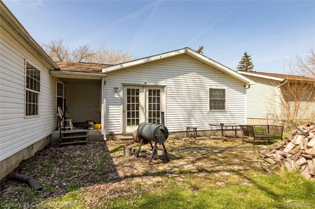 15088 Norway Street Monroe Charter Township MI 48161