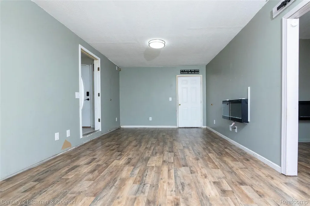 15088 Norway Street Monroe Charter Township MI 48161