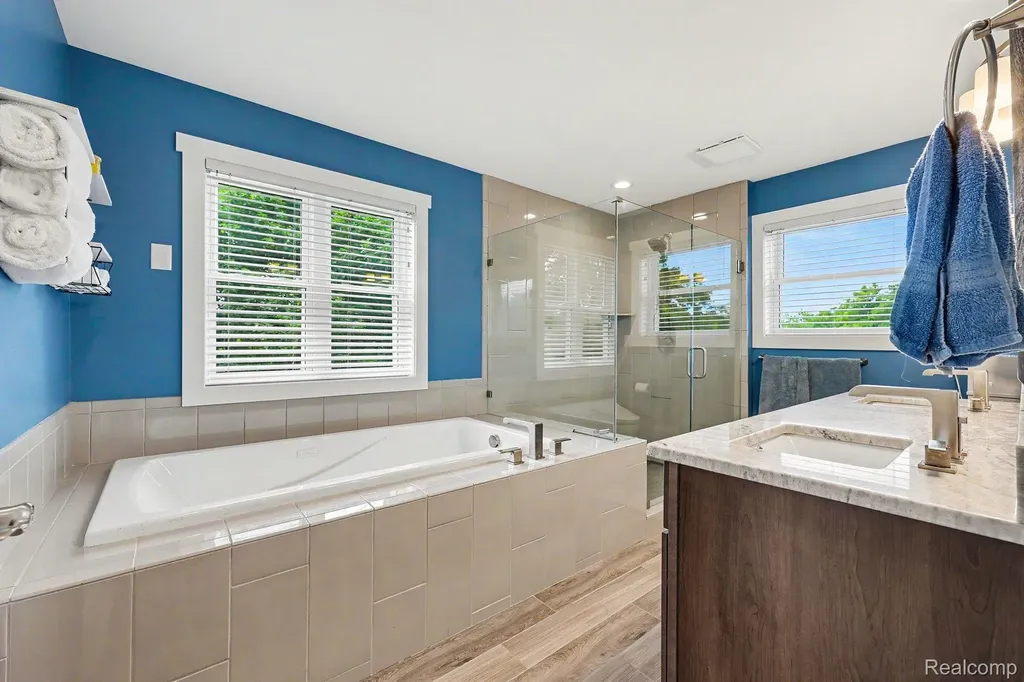 1660 Winthrop Road Bloomfield Charter Township MI 48302