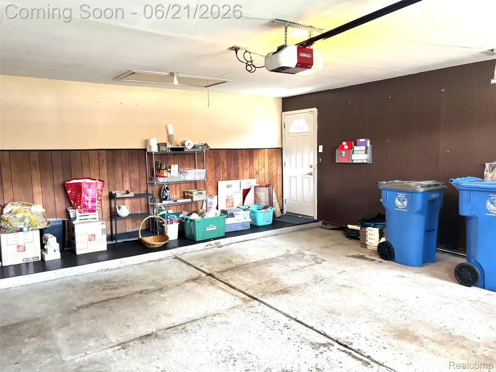 26366 Cecile Street Dearborn Heights City MI 48127