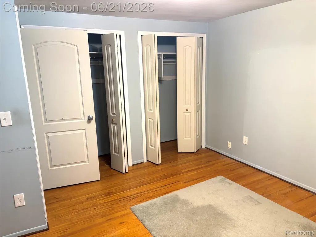 26366 Cecile Street Dearborn Heights City MI 48127