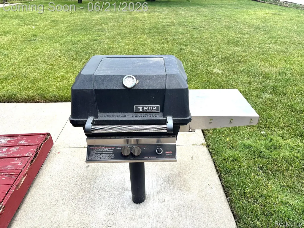 26366 Cecile Street Dearborn Heights City MI 48127
