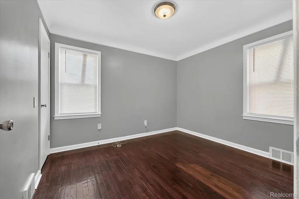 14575 Mettetal Street Detroit City MI 48227