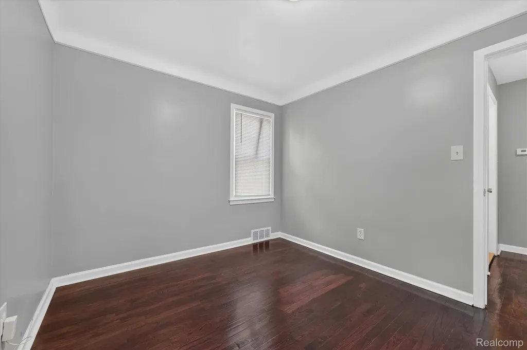 14575 Mettetal Street Detroit City MI 48227