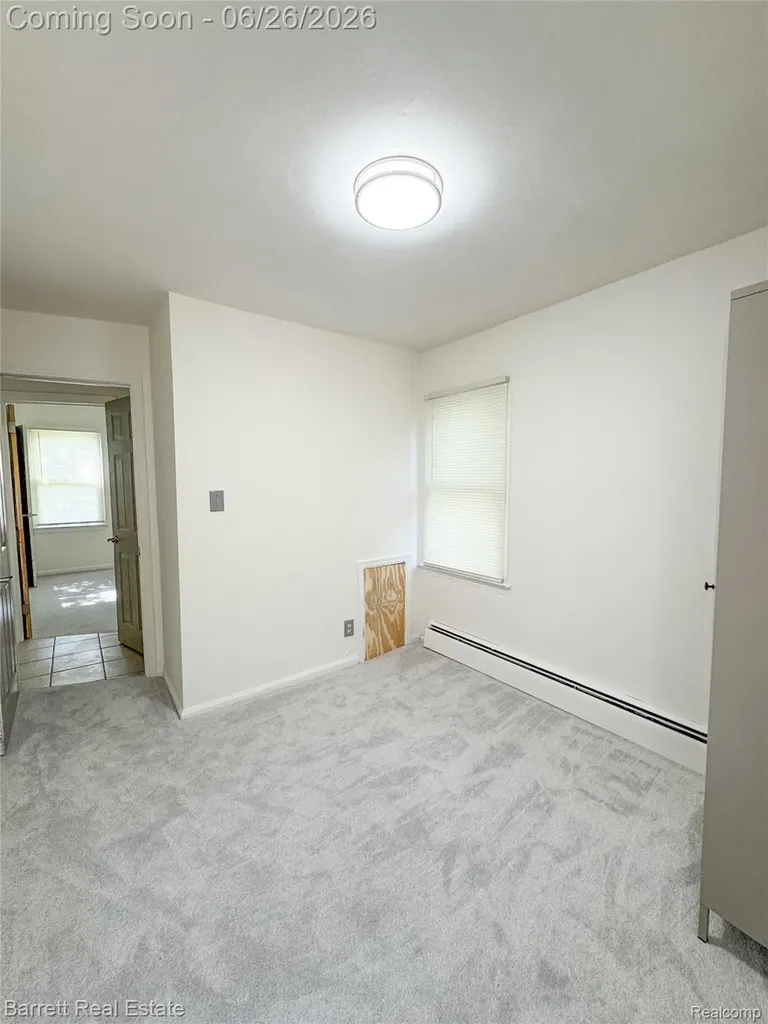 20998 Westhaven Avenue Southfield City MI 48075