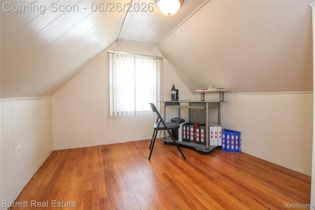 20998 Westhaven Avenue Southfield City MI 48075
