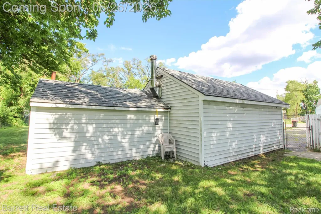 20998 Westhaven Avenue Southfield City MI 48075