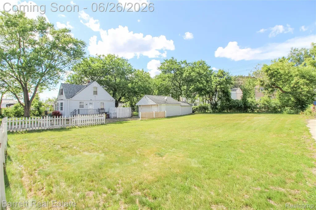 20998 Westhaven Avenue Southfield City MI 48075