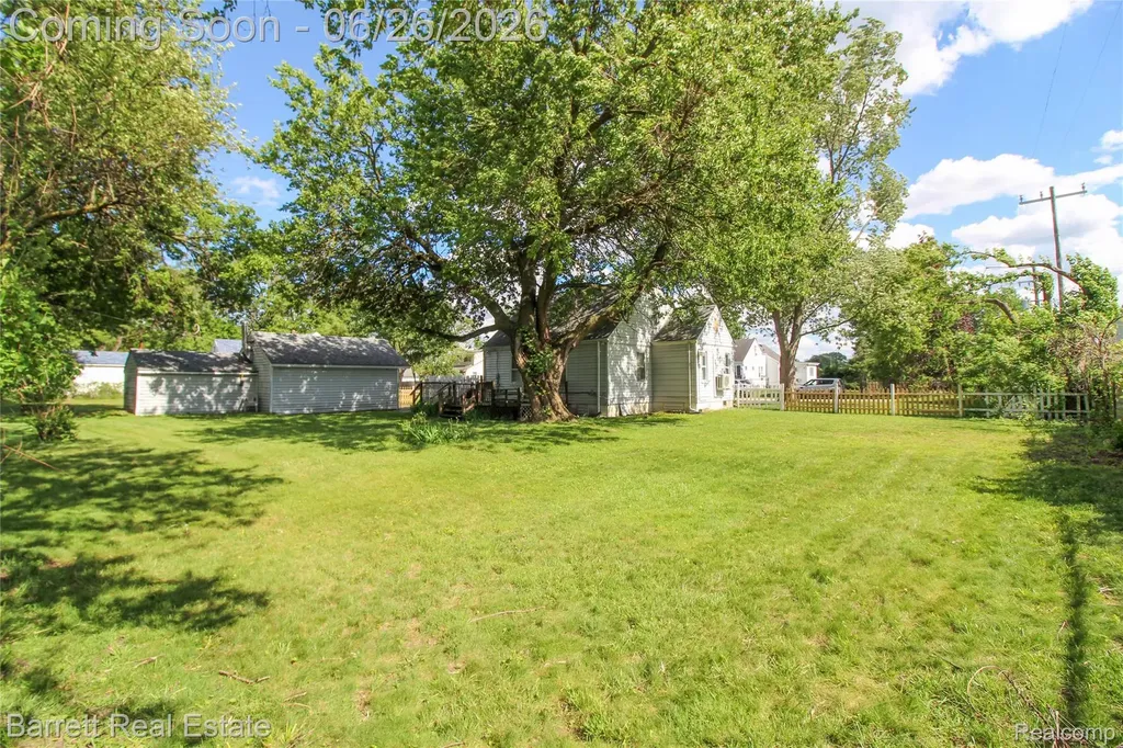 20998 Westhaven Avenue Southfield City MI 48075