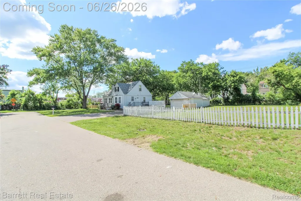20998 Westhaven Avenue Southfield City MI 48075