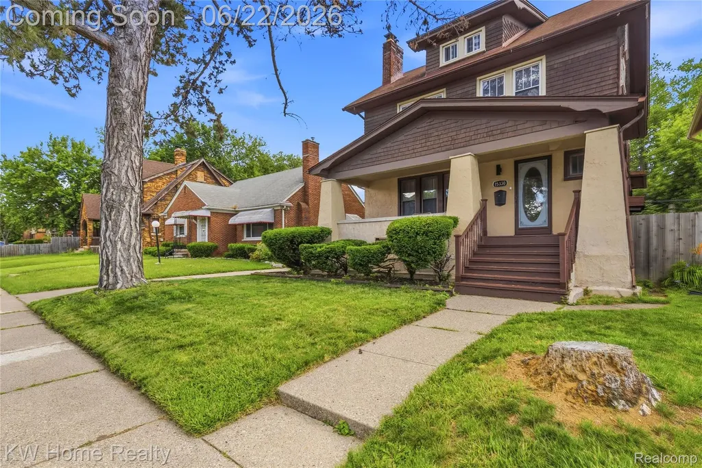 15330 Lindsay Street Detroit City MI 48227