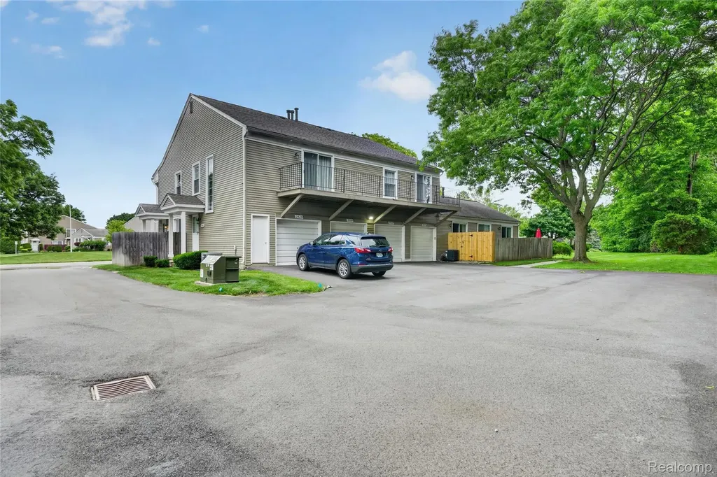 23435 Stonehenge Boulevard Novi City MI 48375