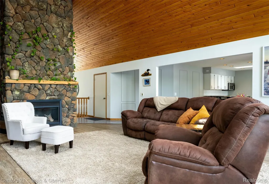 8775 Winding Ridge Drive Bismarck Township MI 49759