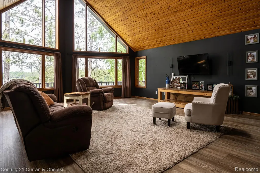 8775 Winding Ridge Drive Bismarck Township MI 49759
