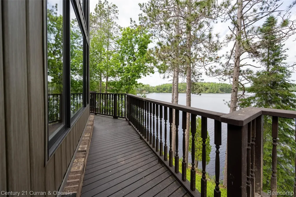 8775 Winding Ridge Drive Bismarck Township MI 49759