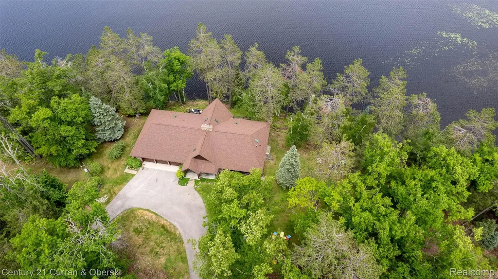 8775 Winding Ridge Drive Bismarck Township MI 49759