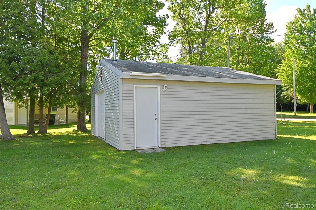 6622 Sunset Drive Richfield Township MI 48656