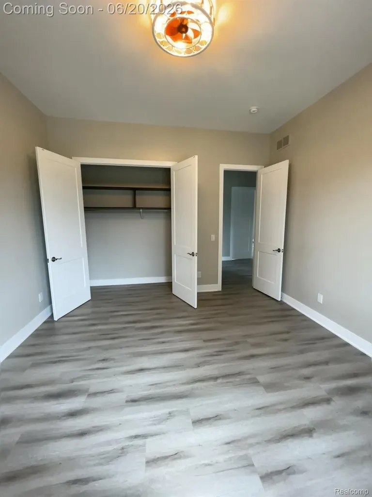 68651 Lake Angela Pointe Richmond City MI 48062