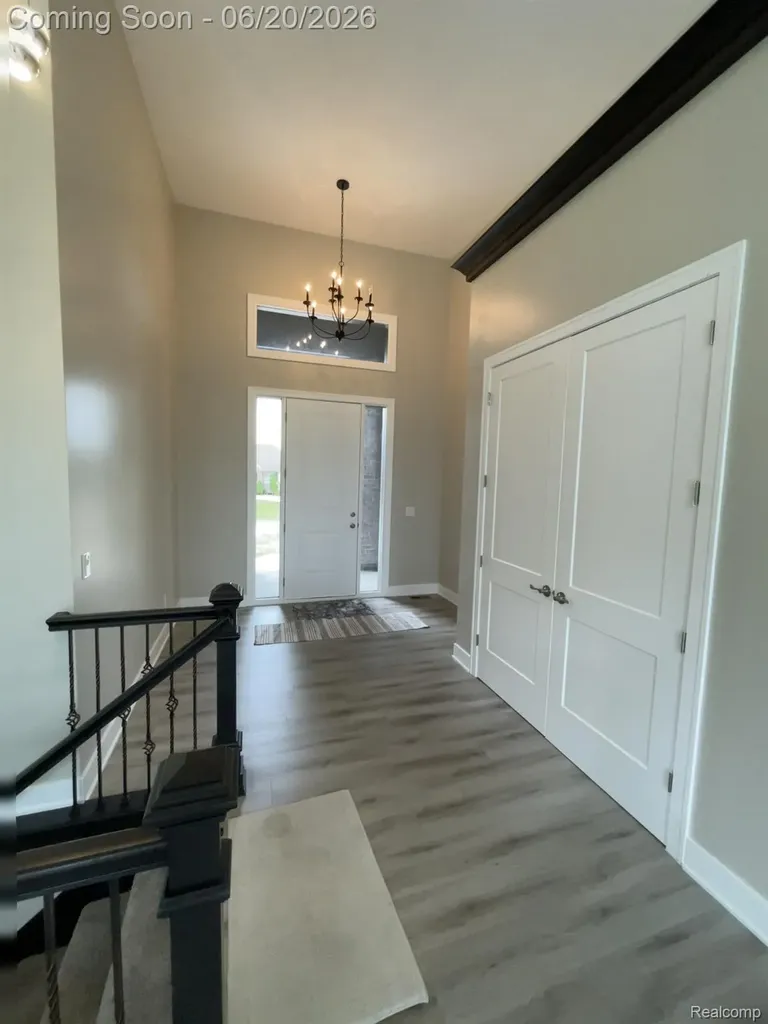 68651 Lake Angela Pointe Richmond City MI 48062