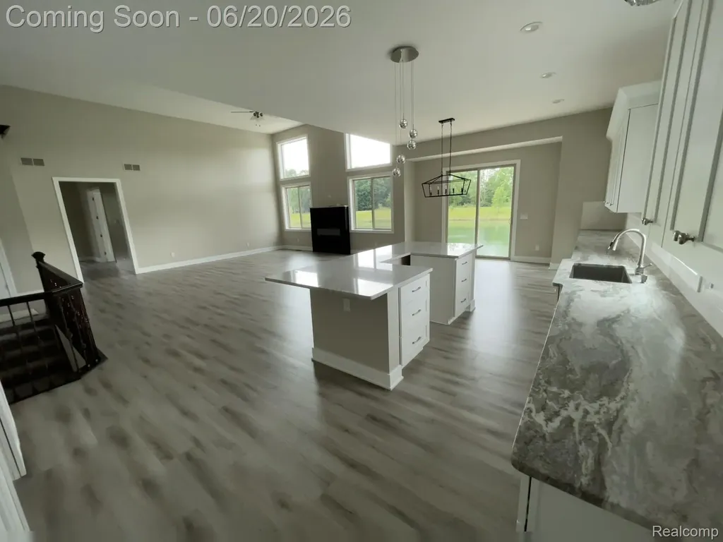 68651 Lake Angela Pointe Richmond City MI 48062