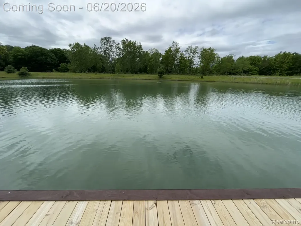 68651 Lake Angela Pointe Richmond City MI 48062