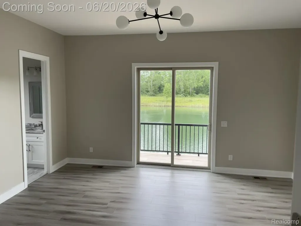 68651 Lake Angela Pointe Richmond City MI 48062
