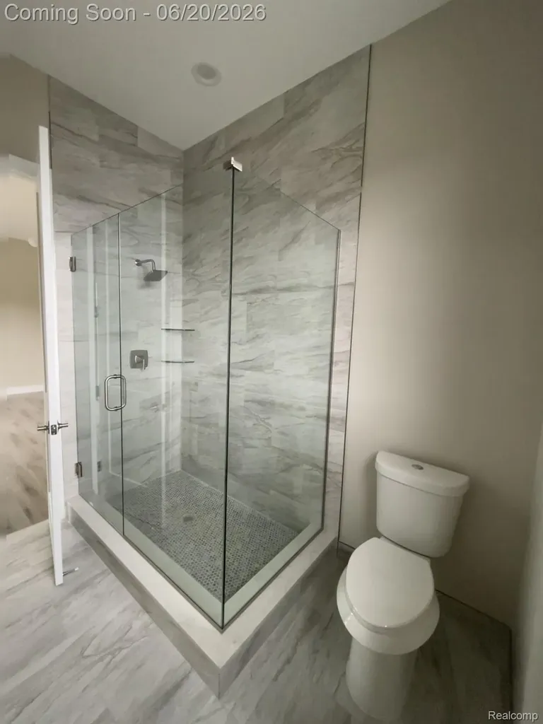 68651 Lake Angela Pointe Richmond City MI 48062
