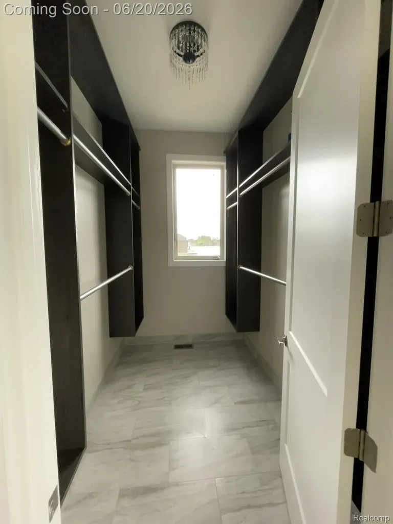 68651 Lake Angela Pointe Richmond City MI 48062