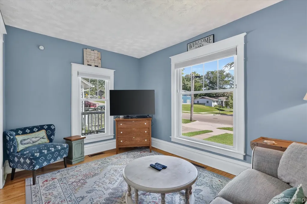 398 Howard Avenue Grand Haven City MI 49417