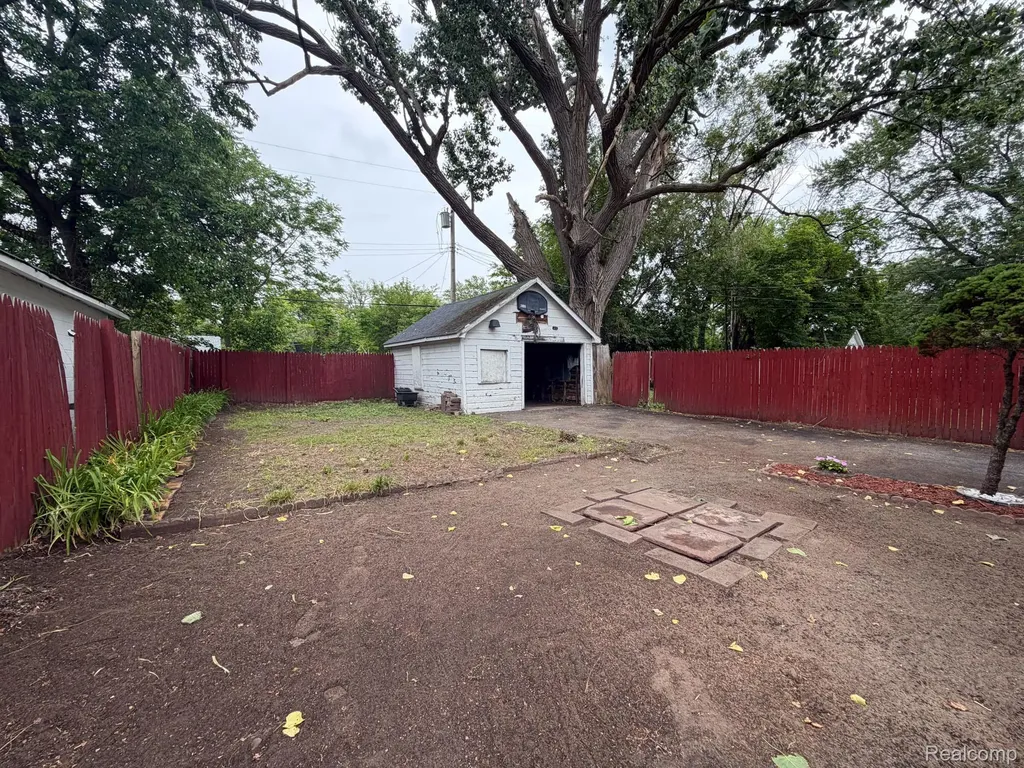 19940 Strasburg Street Detroit City MI 48205