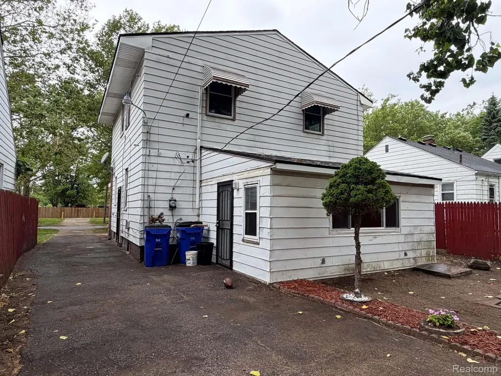 19940 Strasburg Street Detroit City MI 48205