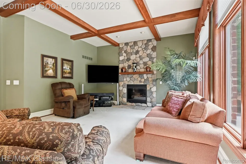 8033 Pine Ridge Court Salem Township MI 48168